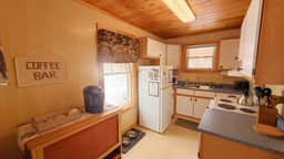 Blue Bear Cabin - Image 2