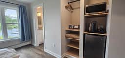 Juniper Motel-King Studio-Pet Friendly-Second Floor-Room 1 - Image 2