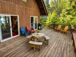 Sandbar Cabin Dog-Friendly Lakefront Cabin with Dock - Image 5