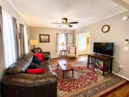 Brook Street Retreat - Image 2