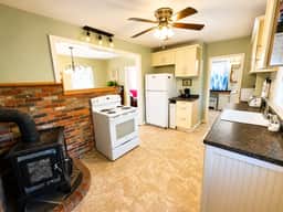 Brook Street Retreat - Image 5