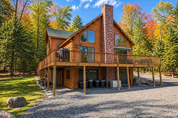 Mooseleuk Lodge - Image 1