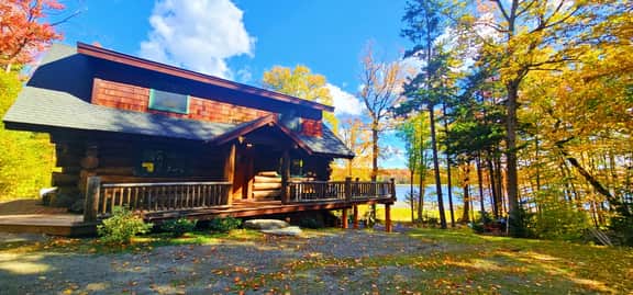 Bear Cove Hideaway - Image 5