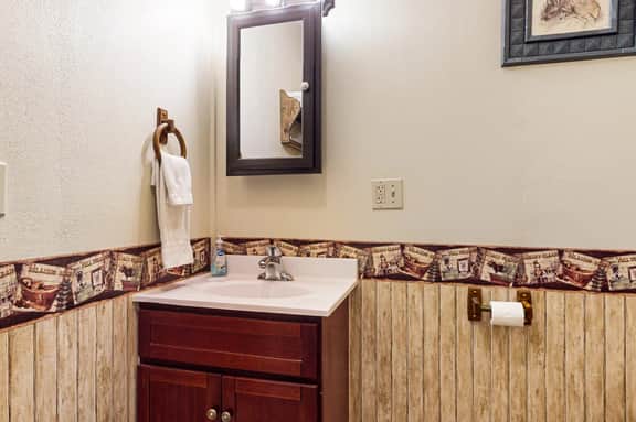Deer Run Apartment - Image 5