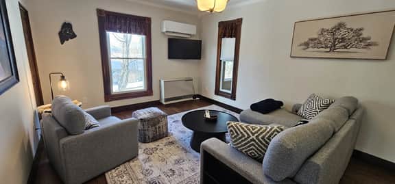 Pleasant Street Retreat - Apartment 3BR - Image 3
