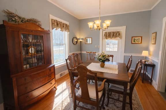 The Pritham House | Pet-Friendly, Public Beach & Dining - Image 3