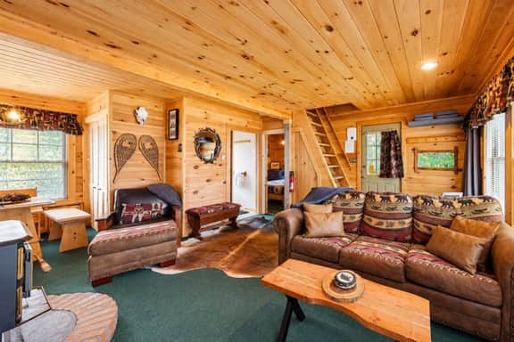 Blue Bear Cabin - Image 2