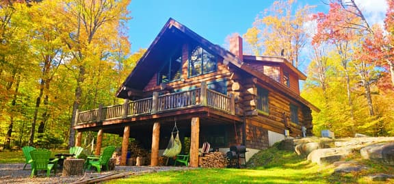 Bear Cove Hideaway - Image 1