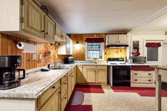 Deer Run Apartment - Image 1