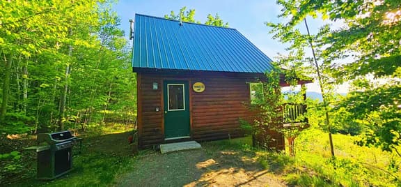 Tomhegan Cabin - Image 1